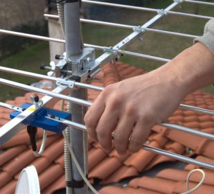 نصب وتعمیر آنتن مرکزی