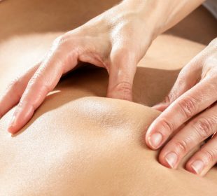https://www.lifecare.com.au/wp-content/uploads/2019/04/Remedial-Massage.jpg